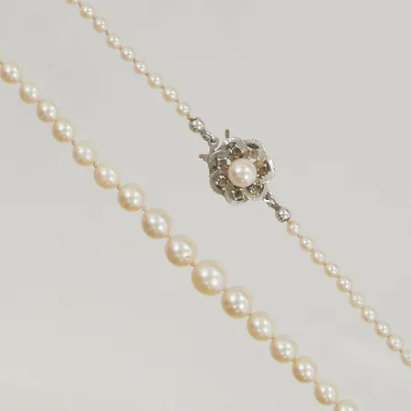 Pärlcollier, doserad odlade sötvattenpärlor 50cm, bredd:3,2-7,4mm med silverlås