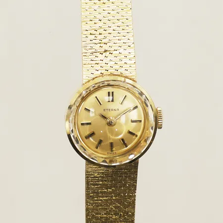 Damur Eterna 18K Ø17,0mm boett.nummer: 6042335 integrerat armband 18K 