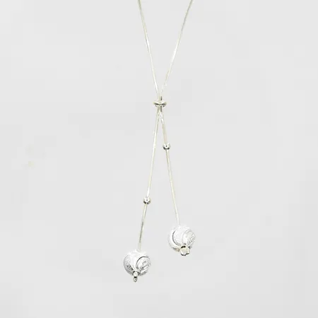 Collier med kulor längd 43 cm länkens bredd 1 mm, silver 925/1000. Vikt: 5 g