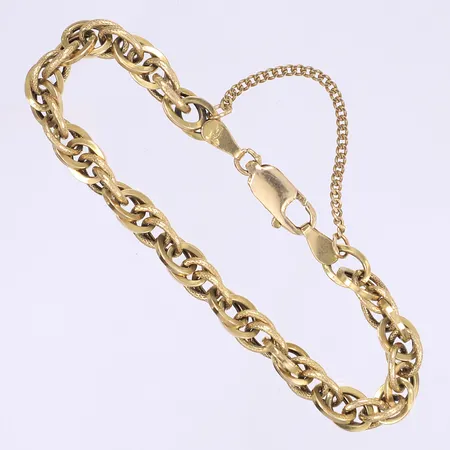 Armband 18,5cm bredd 6mm mycket slitet 18K Vikt: 10,6 g