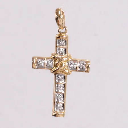 Hänge kors med ´vita stenar längd 3cm bredd 1,5cm 18K Vikt: 1,6 g