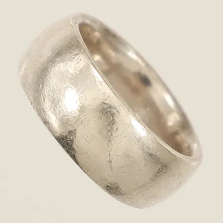 Ring stl:16 bredd 7,7mm GHA 925/1000 Vikt: 8,7 g