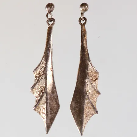 Ett par örhängen 41x8,5mm Silver 925/1000.  Vikt: 4,5 g
