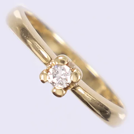 Ring med diamant 1x ca 0,12ct stl:19¼, bredd 3-5mm, 18K Vikt: 4,5 g