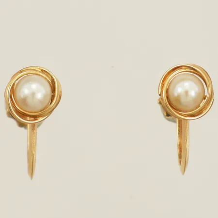 Ett par örhängen med pärlor Ø6,5mm skruvlås 18K Vikt: 2 g