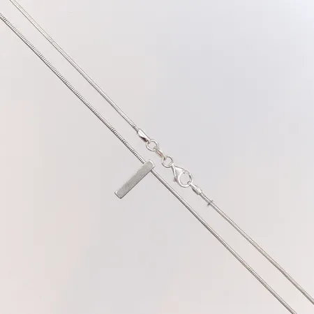 Halscollier, längd 44cm, bredd 1-3mm, GFAB, 925/1000 silver Vikt: 7,1 g