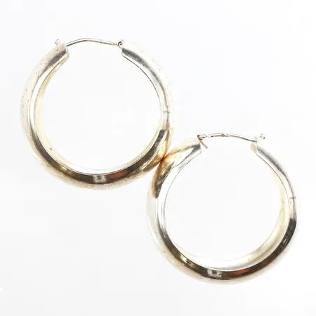 Ett par örhängen, Ø30mm, bredd: 15,3mm, 925/1000 silver Vikt: 9,6 g