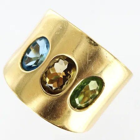 Ring med stenar stl:17½, bredd 7-17mm, bruksrepor, 18K Vikt: 9,3 g