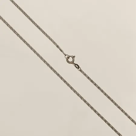 Kedja längd 60,5cm bredd 1,7mm silver Vikt: 4,8 g