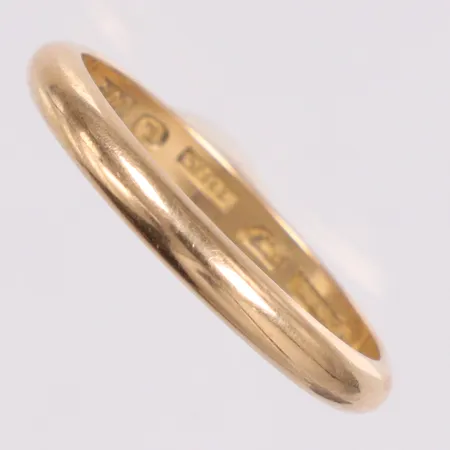 Ring slät stl:22¾ gravyr 18K Vikt: 6 g