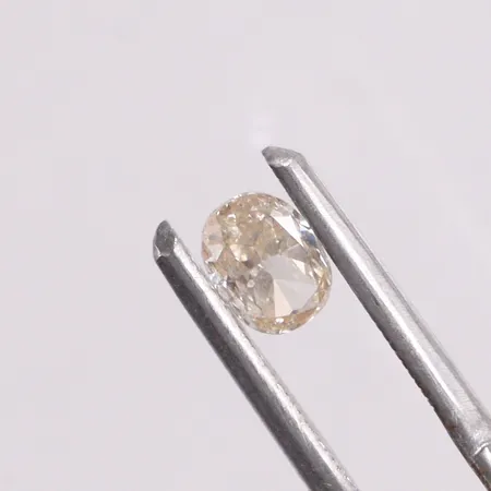 En lös diamant ca 0,60ctct oval form, Tc/P