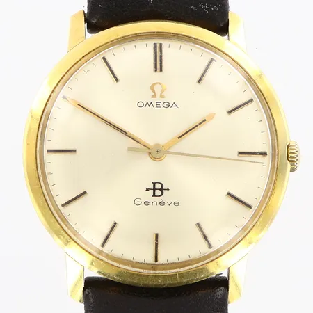 Herrur Omega Genevé Ø33mm 14K, sliten originalkrona, originalglas, manuell, defekt läderband, saknar spänne