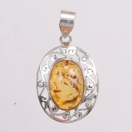 Hänge med bärnsten längd 4cm bredd 23,1mm silver 925/1000 Vikt: 3,8 g