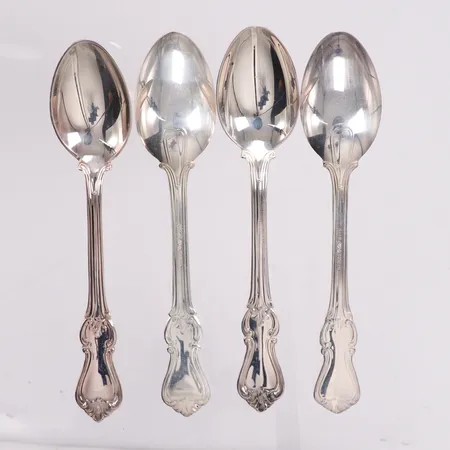 Fyra kaffeskedar modell Olga längd 12,3cm bredd 25,0mm silver 830/1000 Vikt: 65,4 g