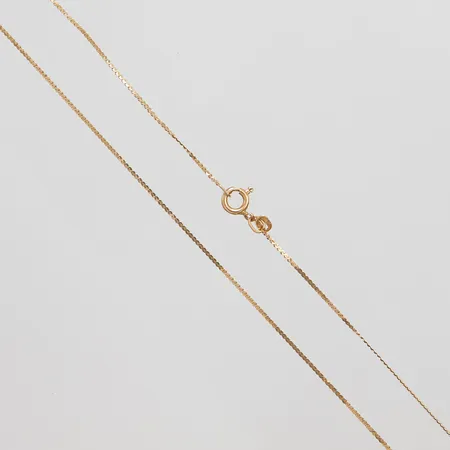 Kedja längd 39,5cm, bredd 1mm, ojämnheter på länk, 14K Vikt: 1,5 g