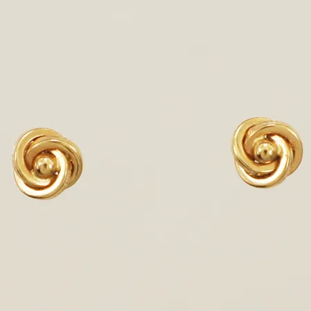 Ett par örhängen Ø5,8mm 18K Vikt: 0,6 g