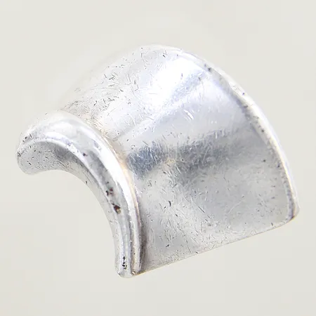 Ring Hans Hansen för Georg Jensen stl:16¾ bredd 6-20mm repig silver 925/1000 Vikt: 18,7 g