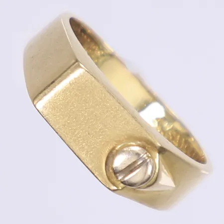 Ring s k klackring stl:17½ bredd 3-5mm ojämn skena och slitage 18K Vikt: 3,8 g