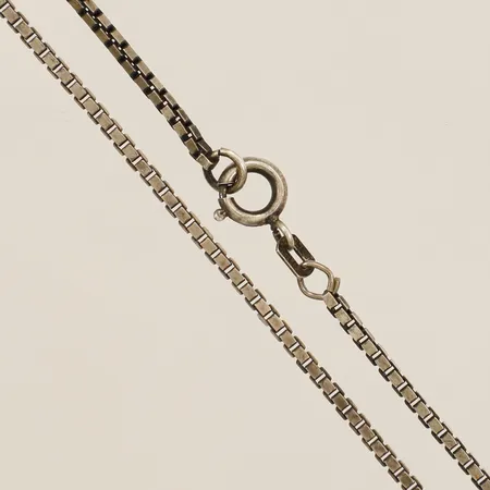 Kedja Venezia längd 79,5cm bredd 1,7mm silver 835/1000 silver Vikt: 14,3 g