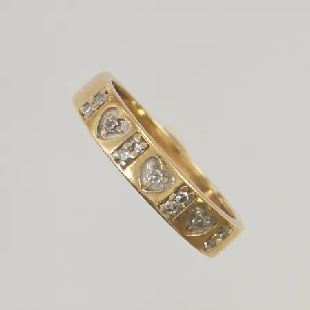 Ring med diamanter 0,10ctv GHA stl16¼, bredd:4,0mm 18K 2,6g.