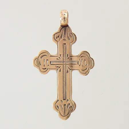 Hänge kors med dekor 35x20mm sliten ögla ostämplad 14K Vikt: 1,2 g