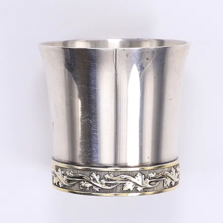 Bägare dekorerad fotring delvis förgylld höjd 45mm Markströms Uppsala 1944 silver 830/1000 Vikt: 38,8 g