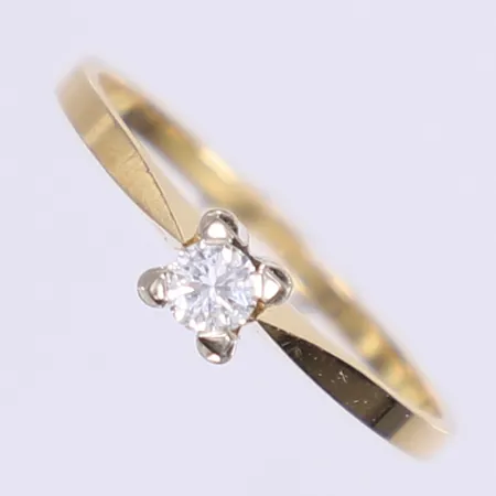 Ring med vit sten stl: 16¾ bredd 1-4mm 18K Vikt: 1,7 g