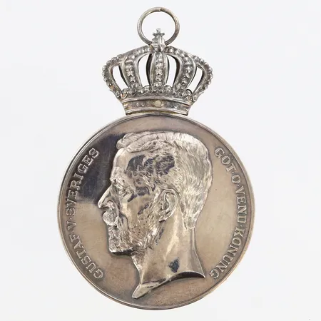 Medalj Gustaf V Sveriges Göt-O-Vend, Silver 830/1000  Vikt: 39,1 g