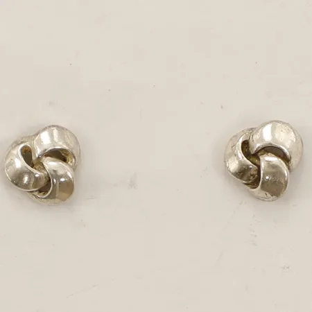 Ett par örhängen Ø5,3mm silver 925/1000 Vikt: 0,9 g