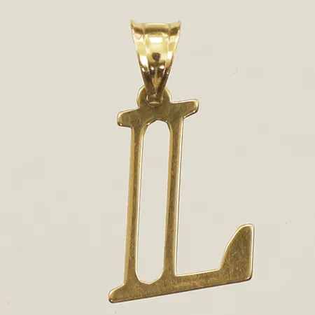 Hänge bokstaven L längd 19,3mm bredd 10,2mm 18K Vikt: 0,4 g
