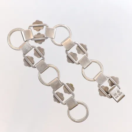 Armband, längd 19cm, bredd 20mm, Juvelfabriken Ab Stockholm, år 1941, 830/1000 silver Vikt: 30,7 g