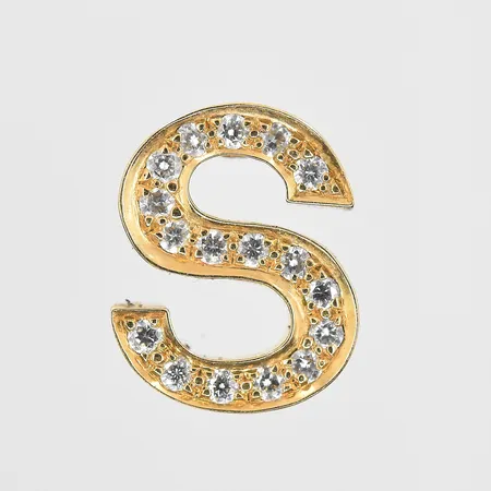 Hänge bokstaven S med diamanter stl:10x8 mm, 18K. Vikt: 0,9 g