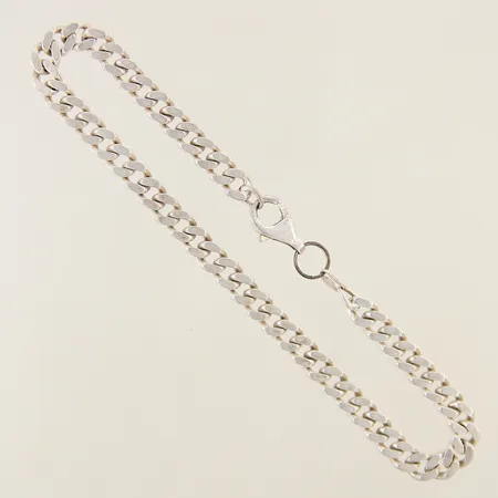 Armband Pansar längd 23cm bredd 5,7mm ögla vid lås ej i silver GHA silver 925/1000 Vikt: 14,8 g