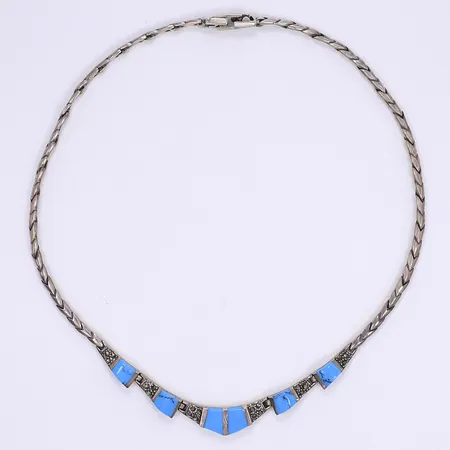Collier med turkosa stenar och markasiter ca 41cm bredd 2-9mm silver 925/1000 Vikt: 0 g