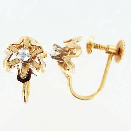 Ett par örhängen vita stenar längd 13mm, skruvlås, 18K Vikt: 2,2 g