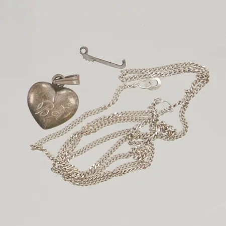 Diverse silversmycken defekt, hänge, låsdel, kedja, 925/1000 silver,  Vikt: 5 g