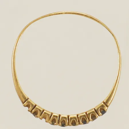 Ring defekt stenar 14K Vikt: 1,1 g