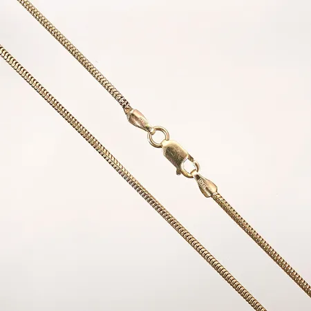 Kedja ormlänk längd 51cm bredd 1,3mm lätt klämskadad 14k Vikt: 4,4 g