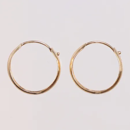 Ett par Örhängen creoler Ø14mm bredd 3mm 18K Vikt: 0,7 g