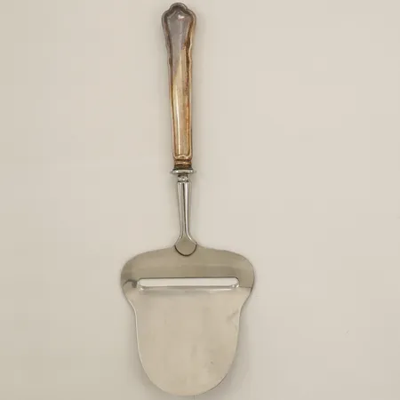 Osthyvel längd 21,5cm modell:Chippendale GAB silver 830/1000 Vikt: 69 g