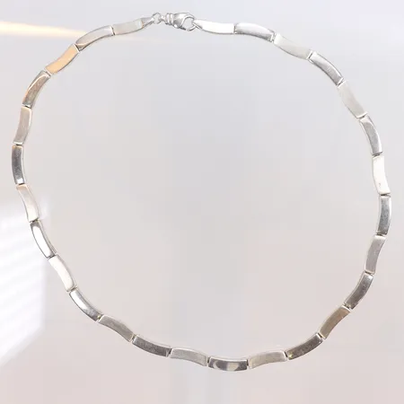 Halskedja, längd 43cm, bredd 5mm, GHA, 925/1000 silver Vikt: 55,8 g