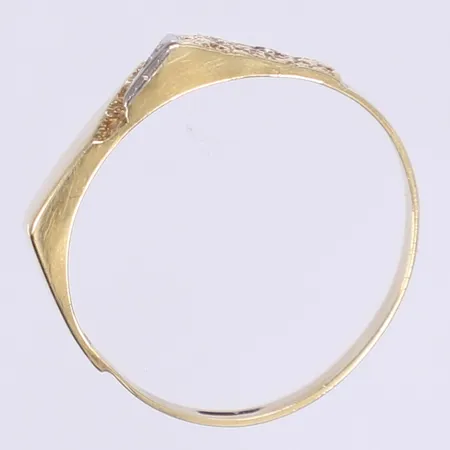 Ring s k klackring med vit sten stl:19 bredd 3-5mm ojämn skena 14K Vikt: 2,3 g