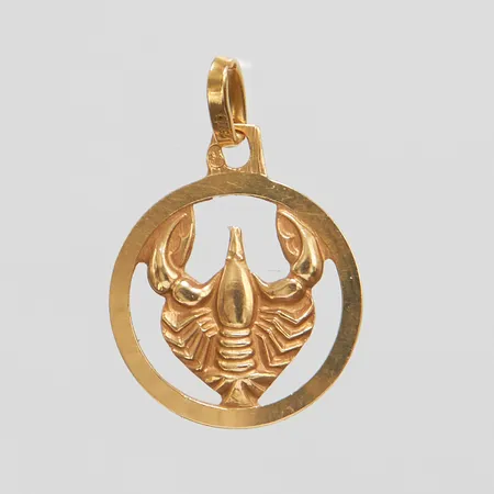 Hänge stjärntecken kräfta längd inkl ögla 2cm, Ø14mm, 18K Vikt: 1,3 g