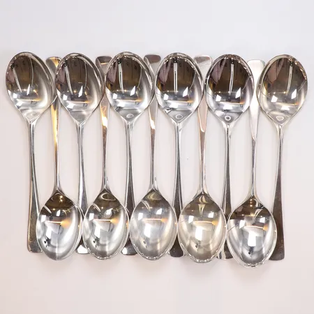 11 skedar, längd 16cm, bredd 4-37mm, MEMA, 830/1000 silver Vikt: 374,3 g