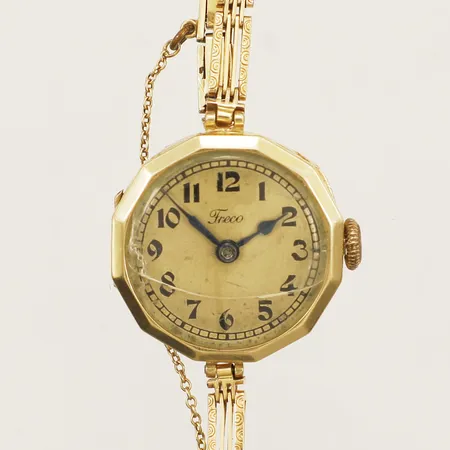 Damur Freco 14K Ø21,0mm boettnummer: 241324 armband 18K spricka på glas, går ej, säkerhetskedja, inga tillbehör 14K/18K Vikt: 14,2 g