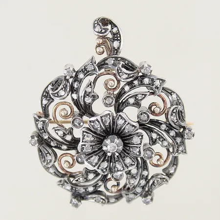 Brosch/hänge med 79st små rosenslipade diamanter 45x36mm svensk import stämpel silver 830/1000 samt 18K Vikt: 17,4 g