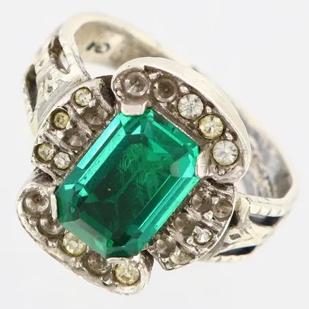Ring med stenar stl:18½, bredd 3-18mm, lagning, saknar stenar, silver 830/1000 Vikt: 8 g