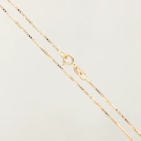 Kedja Venezia längd 55cm bredd 0,9mm Balestra 18K Vikt: 4,3 g