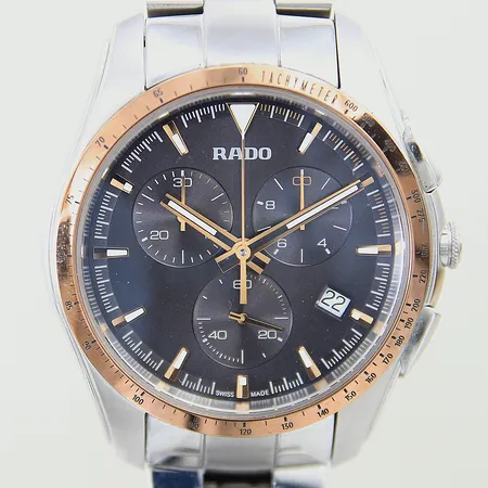 Herrur Rado Hyperchrome stål quartz ref-nr: 312.0259.3 serie-nr: 6729303 Ø41mm stållänk kronograf safirglas datum bezel i roséguldtonat stål, repig boett samt länk bruksslitage inga övriga tillbehör