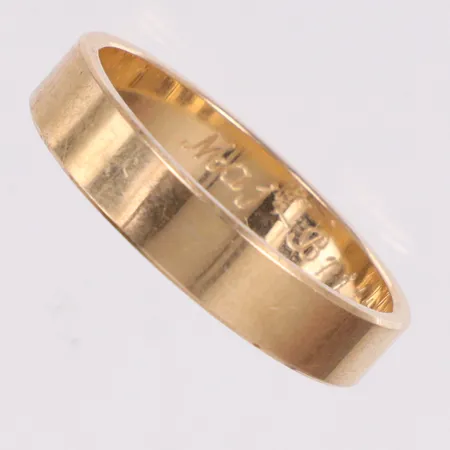 Ring slät stl:22 gravyr 18K Vikt: 7,3 g